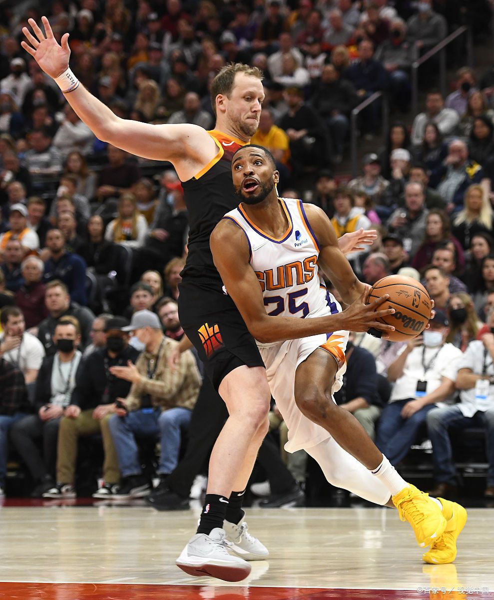 爵士新秀状态出色,成为球队重要得分点 爵士新秀状态出色,成为球队重要得分点