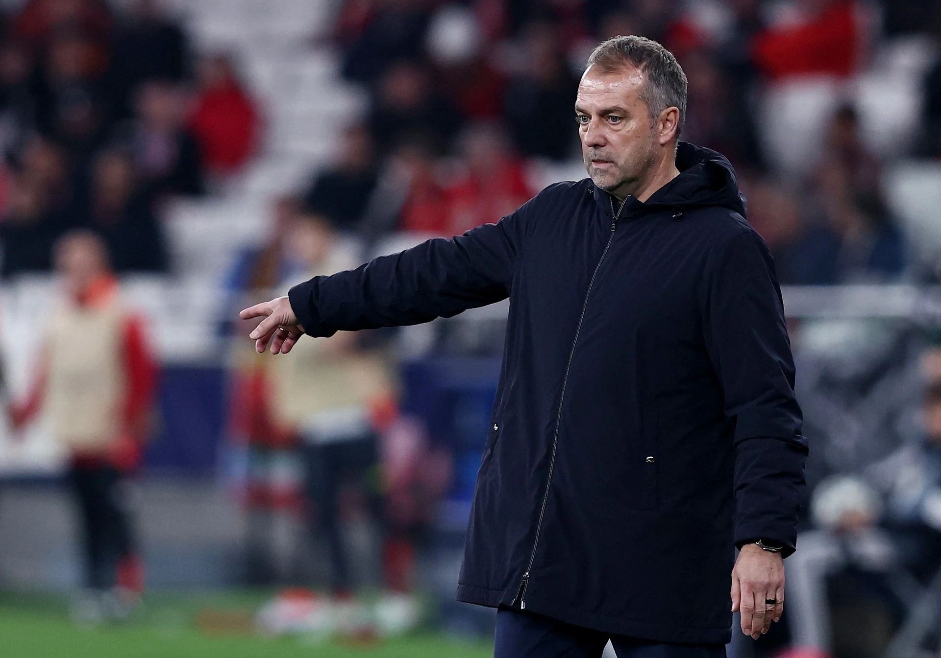 包含马德里竞技新帅施展魔法重振球队雄风的词条