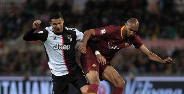 阿贾克斯主场横扫韦斯卡，豪取四连胜的简单介绍