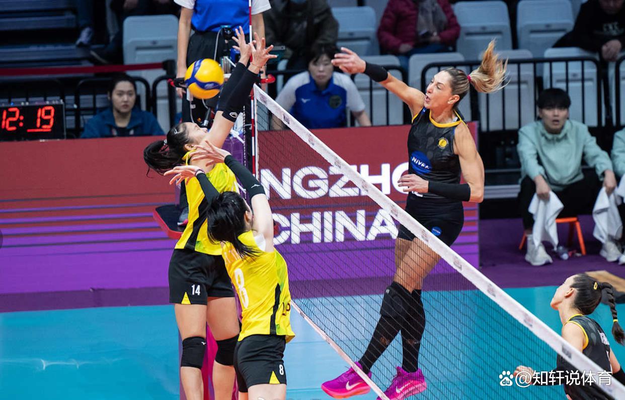 开云体育登录-紧张激烈的足球赛事，女队力挽狂澜的简单介绍