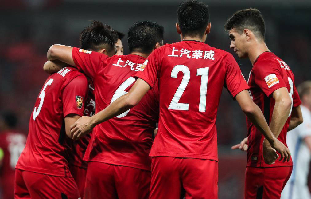 开云体育入口-上海上港球员展现技术特点，备战下场比赛的简单介绍