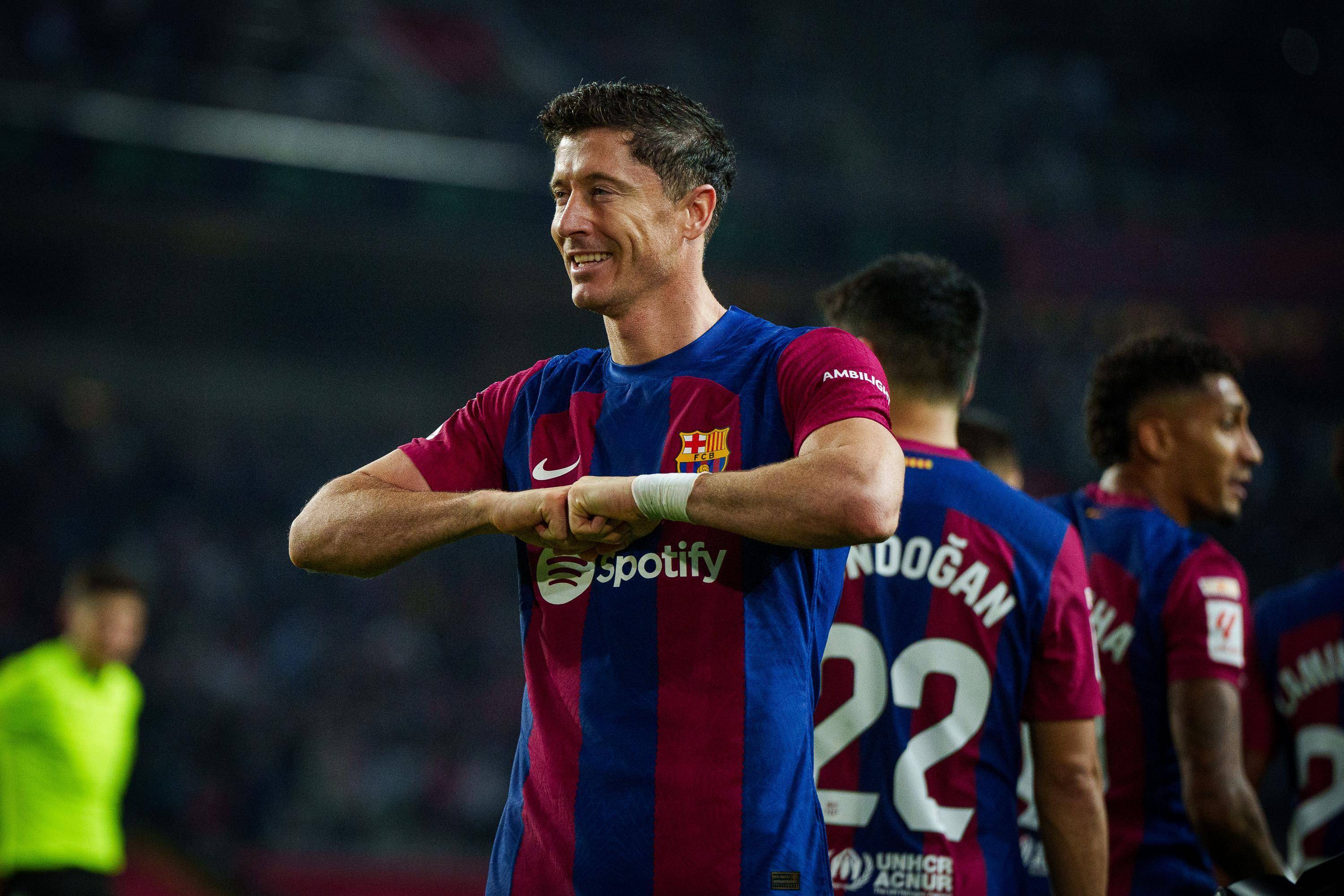 包含删减伤病阵容，利物浦全身而退的词条