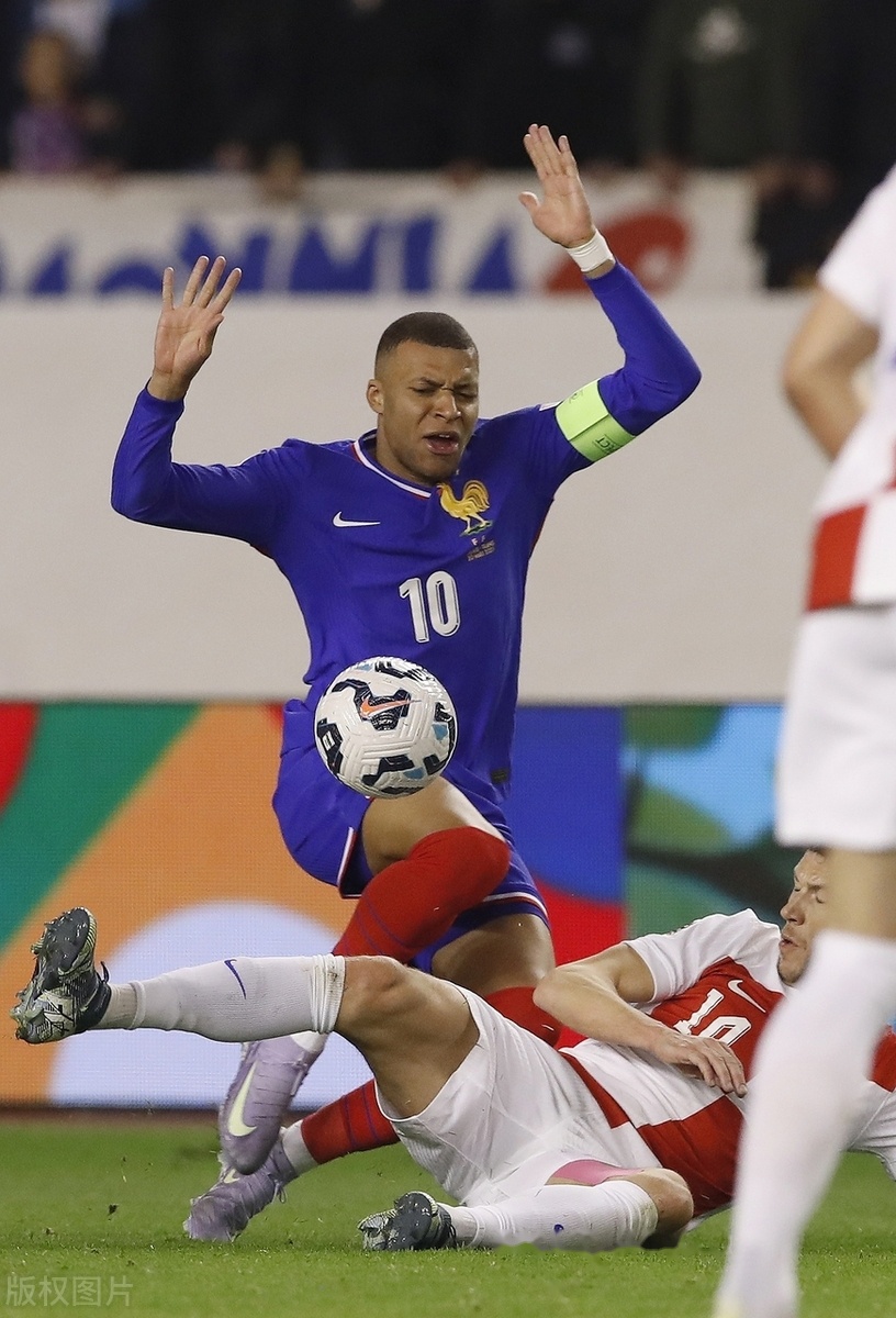 葡萄牙险胜英格兰，晋级欧洲预选赛半决赛的简单介绍