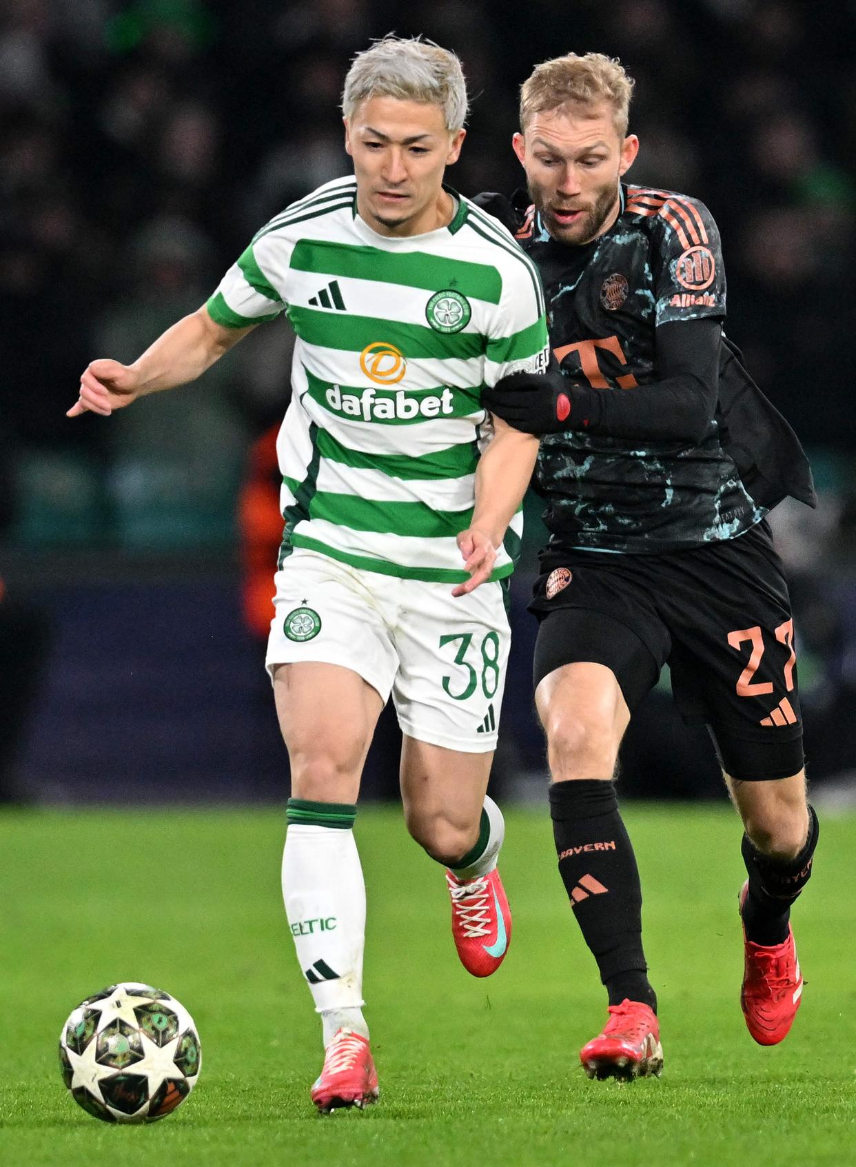 阿贾克斯胜拜仁，晋级欧冠半决赛