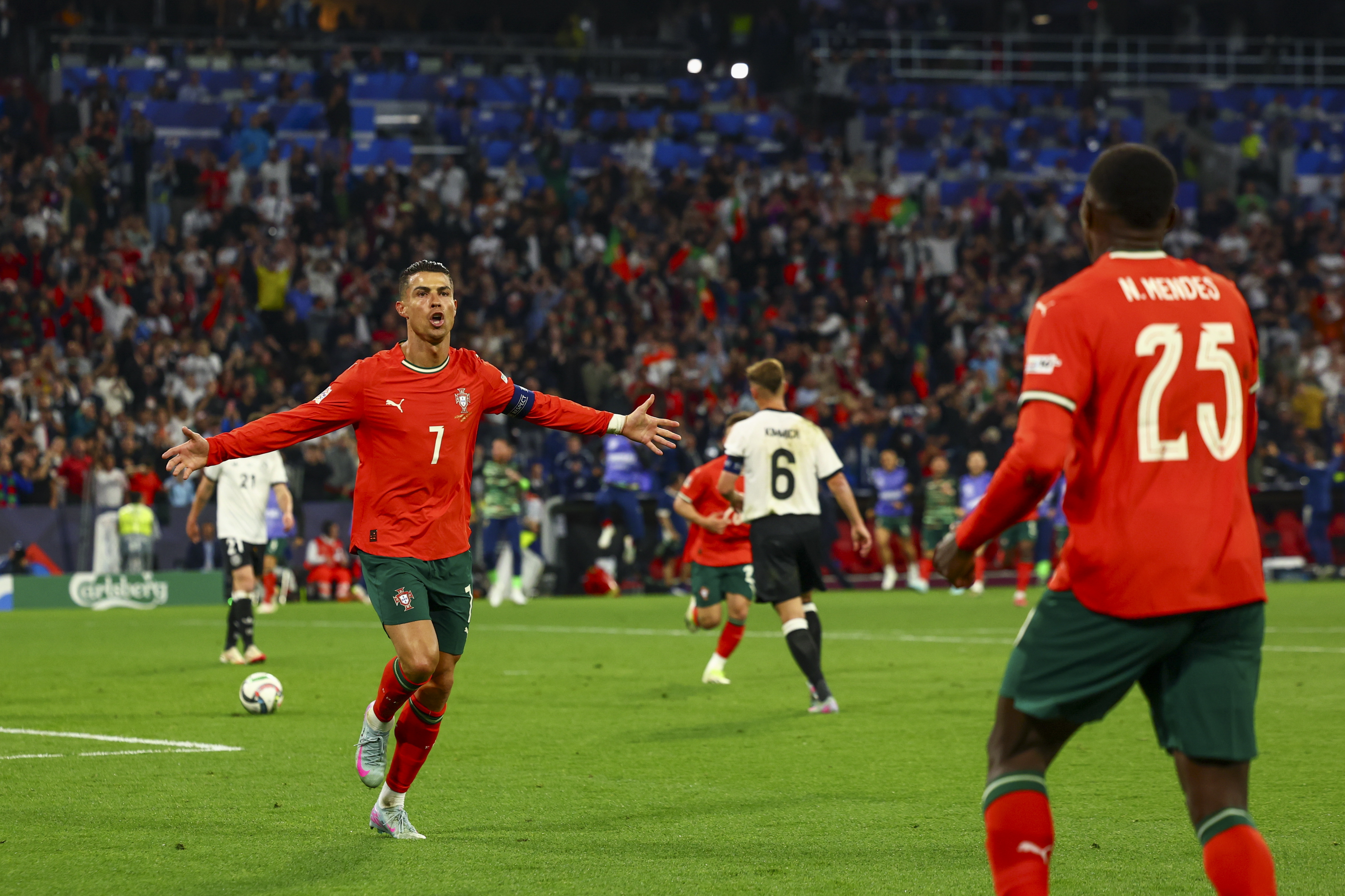 开云体育官方登录入口-葡萄牙队力克意大利，晋级欧国联半决赛