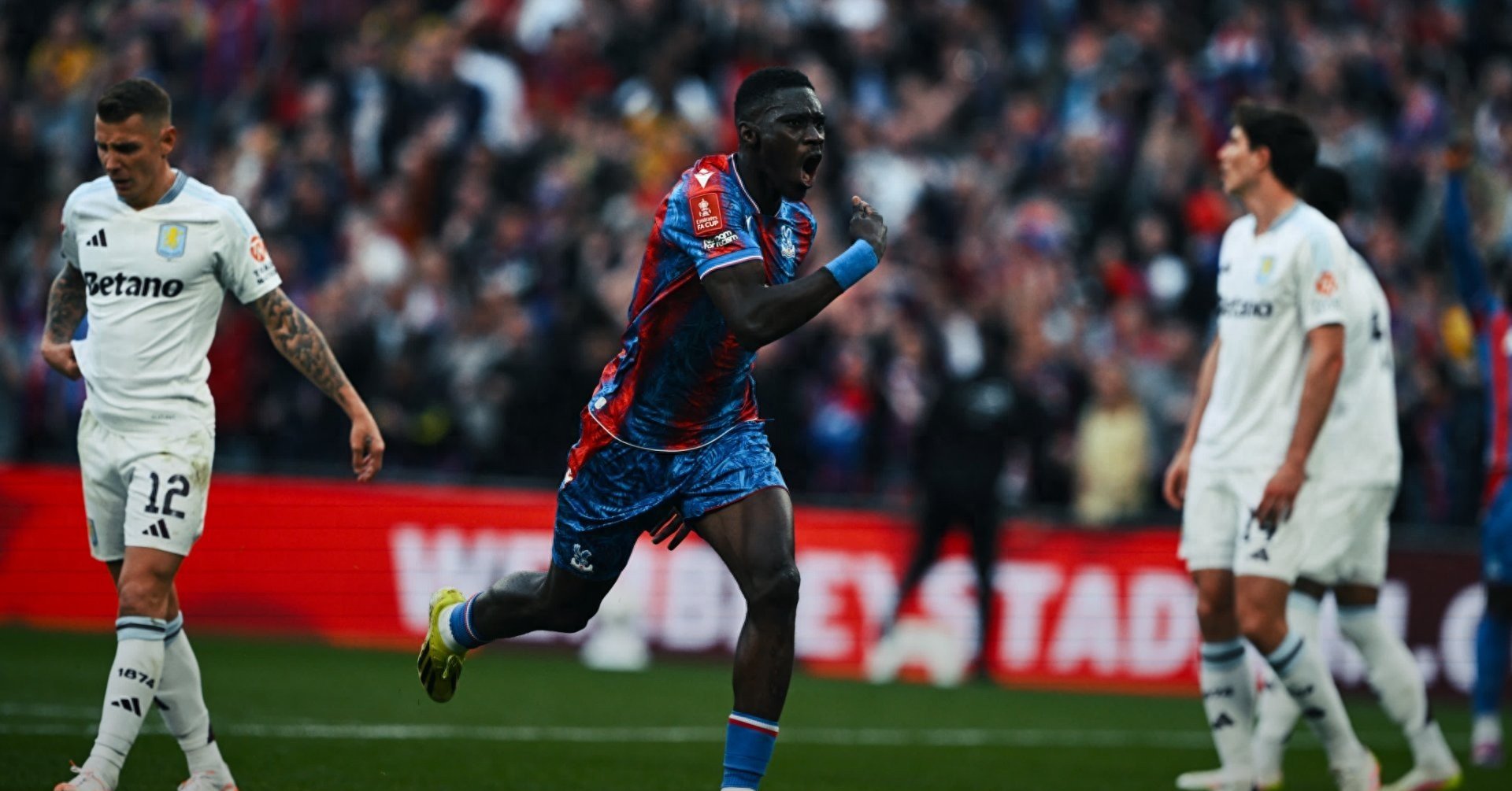 开云体育官网入口-英格兰女足成功击败强敌，晋级半决赛