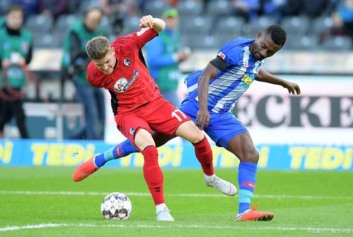开云体育在线-柏林赫塔战胜沃尔夫斯堡队，取得胜利