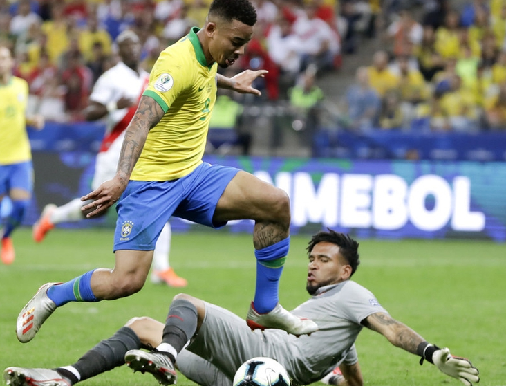 开云体育亚洲官网-爱尔兰队奋勇作战，成功晋级八强