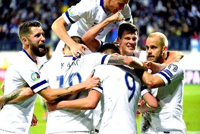 波兰队挑战芬兰,演绎激烈对决 波兰队挑战芬兰,演绎激烈对决