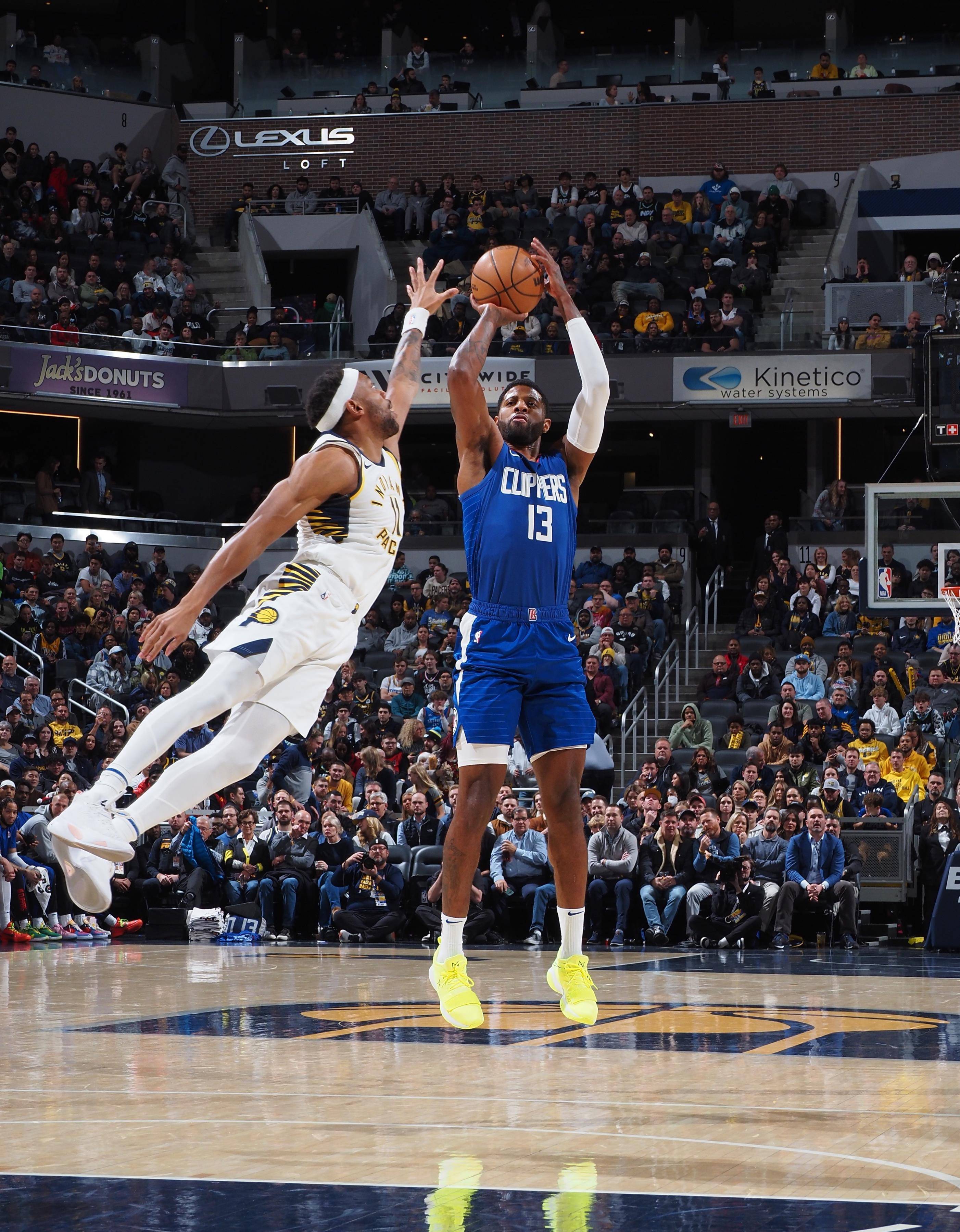 快船大胜尼克斯，乔治状态回勇