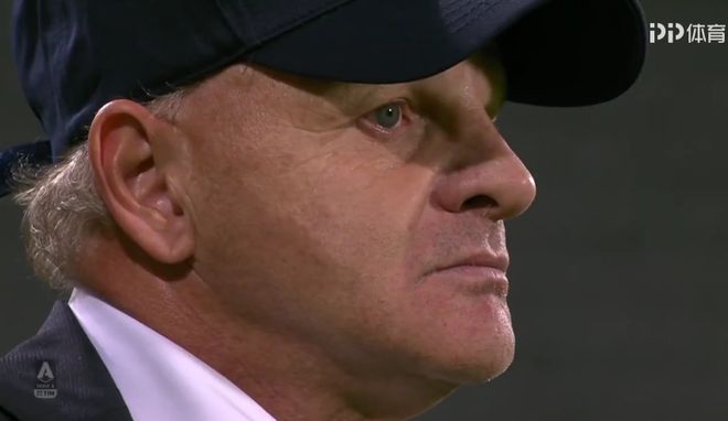 佛罗伦萨召开赛季总结会议，回顾成绩不足之处