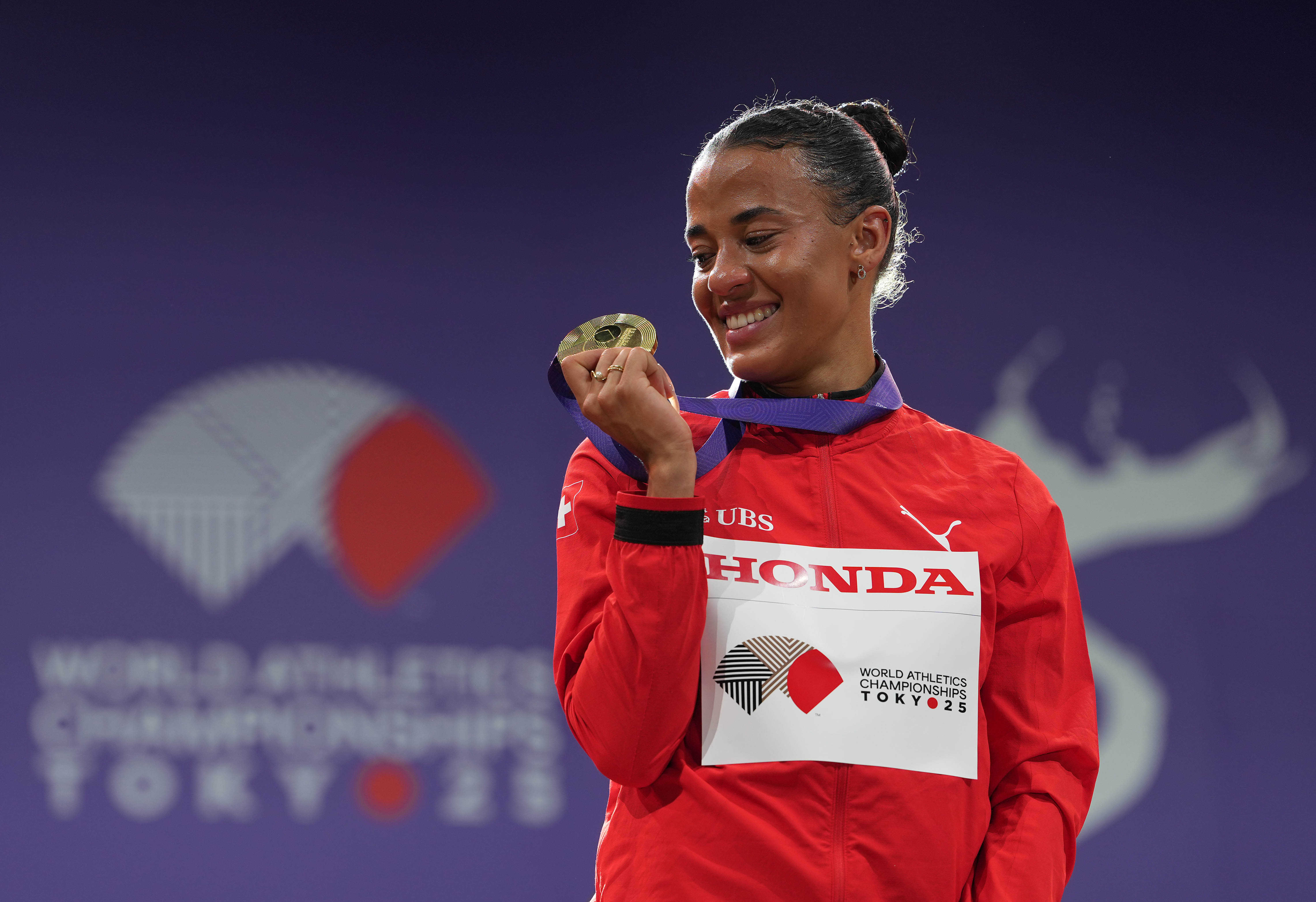 瑞典运动员在田径比赛中夺冠