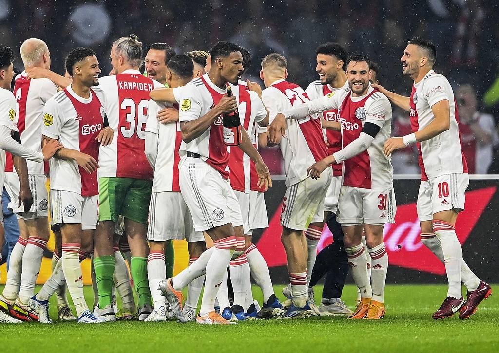 开云体育网页版入口-阿贾克斯迎来连胜，表现出色